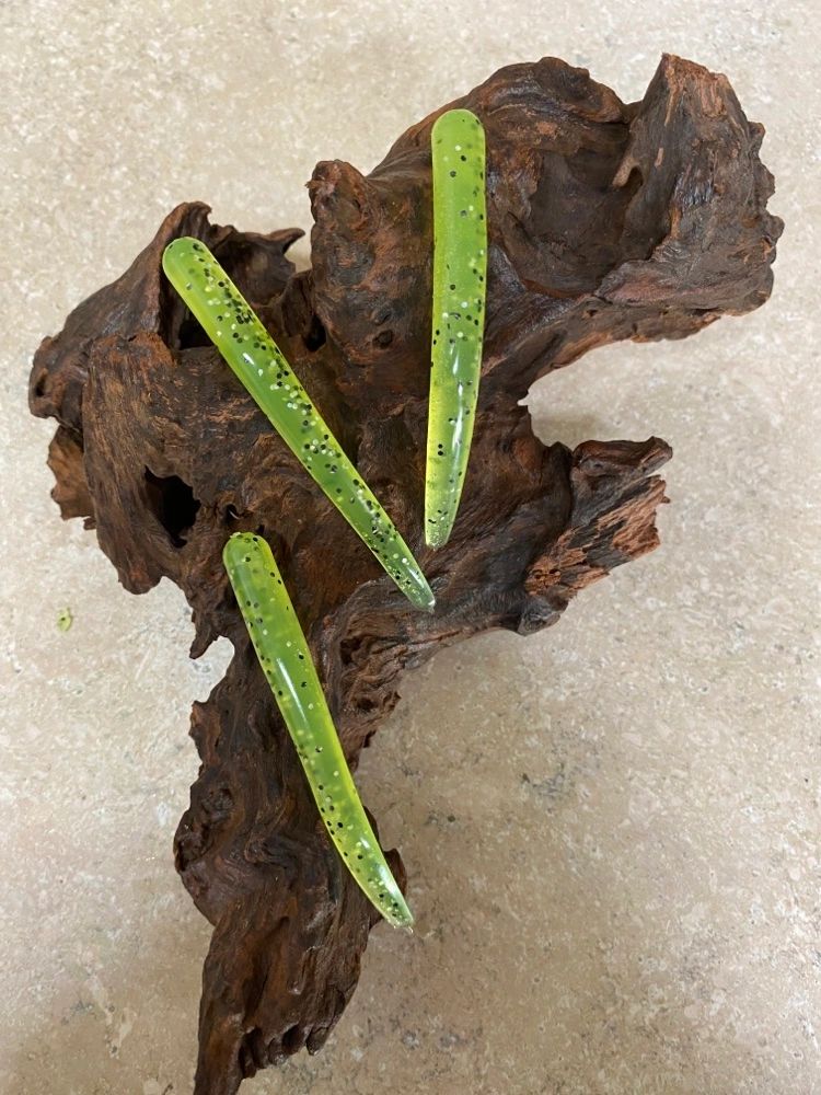 3.5" Carrot Worm (Chartreuse/Salt & Pepper)