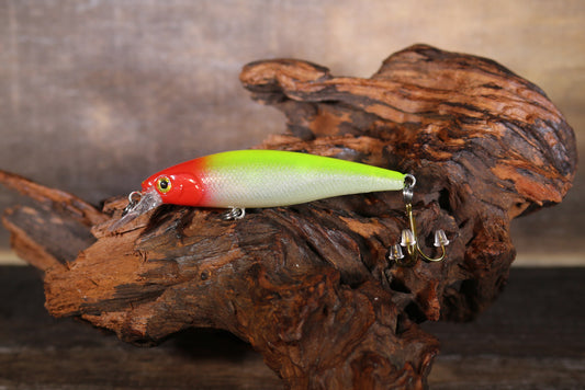 2.75" Shallow Jerk Bait  ( Red Clown )